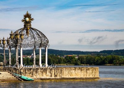 Alzhaus-Media Bildagentur im Chiemgau: Pavillon am Waginger Strandkurhaus