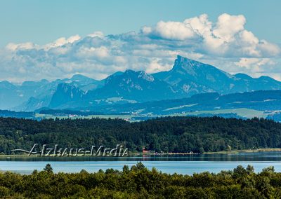 Alzhaus-Media Bildagentur im Chiemgau: Blick vom Waginger See zum Schafberg im Salzkammergut