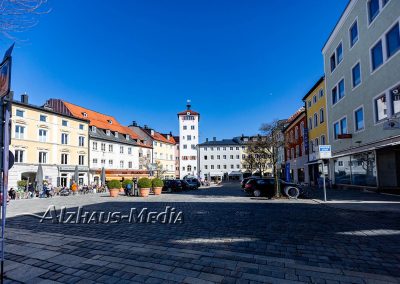 Alzhaus-Media Bildagentur im Chiemgau: Traunsteiner Stadtplatz mit Jacklturm